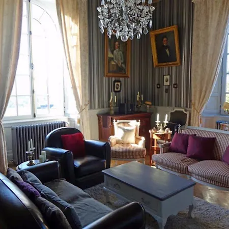 Chateau De Montbrault Fleurigné